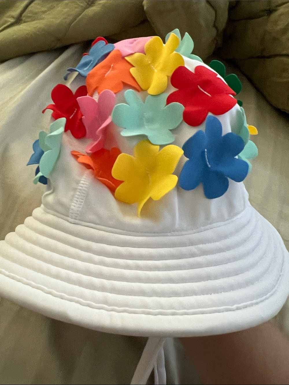 Hanna Andersson swim Bucket Hat with Multicolor 3D Flower Appliqués